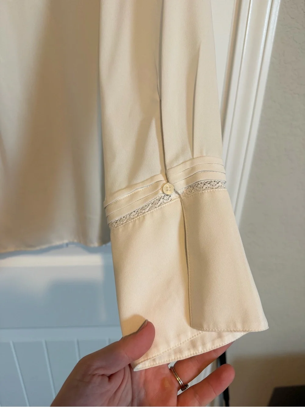 Banana Republic Ivory Pintuck Front Women's Blouse
